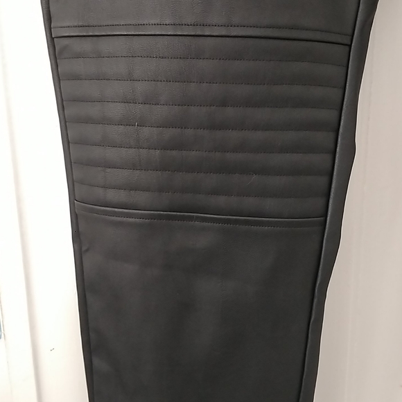 Leather faux Moto Pants size 20 - Picture 3 of 6